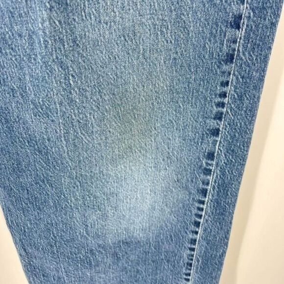 Levi's 505 High-Rise Straight Leg Jeans Blue Denim Light Wash Size 42x30 worn - Picture 5 of 10
